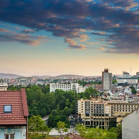 Zdravets, In The Heart Of The Old *