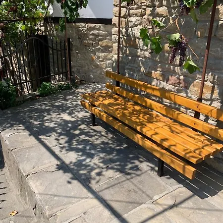 Apartman Zdravets, In The Heart Of The Old