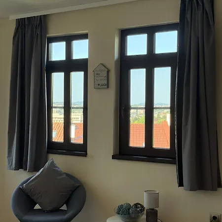 Zdravets, In The Heart Of The Old 벨리코 터르노보