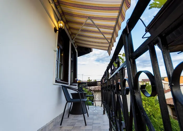 Apartment Zdravets, In The Heart Of The Old Veliko Tarnovo