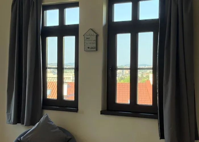 Zdravets, In The Heart Of The Old Veliko Tarnovo