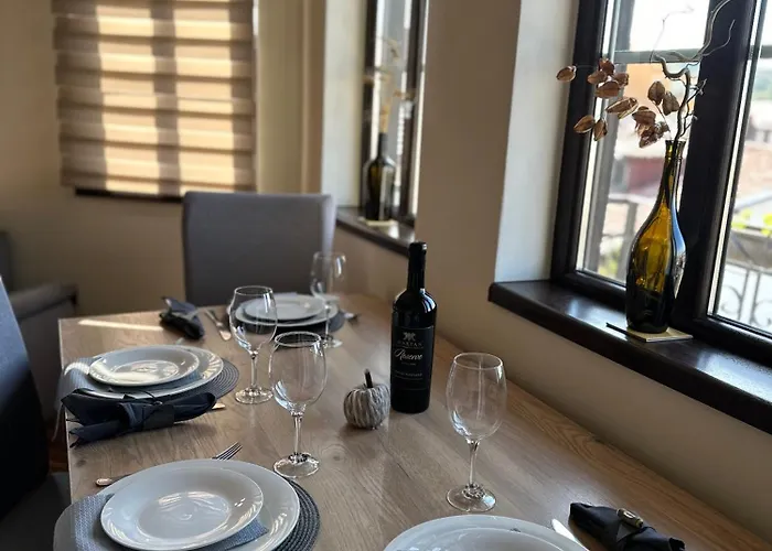 Zdravets, In The Heart Of The Old Veliko Tarnovo